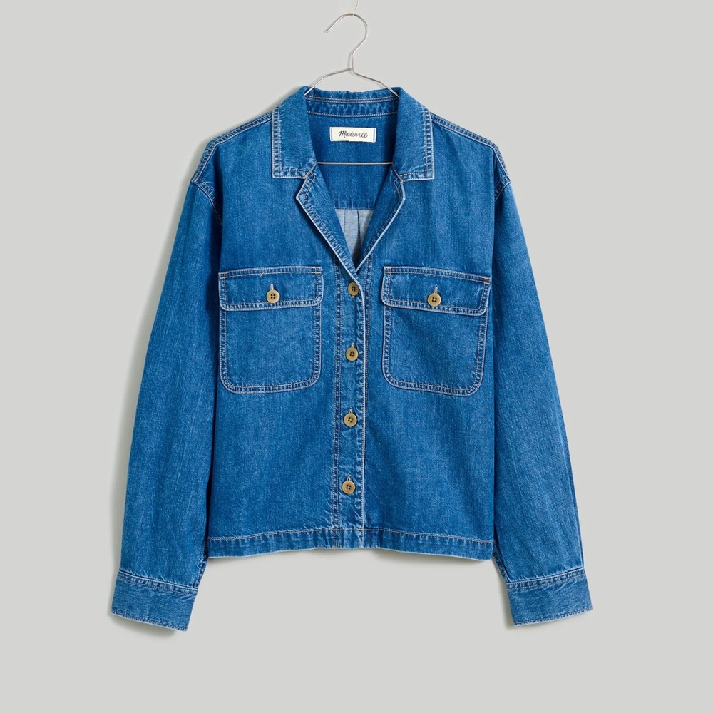 Denim Cropped Button-Up Shirt in Ridgeville Wash